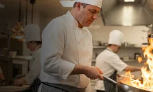 NR-1 no foodservice: o que muda, prazos e como adequar PGR/GRO na operação